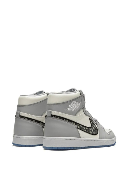 Nike Air Jordan 1 Retro x Dior High Sneakers